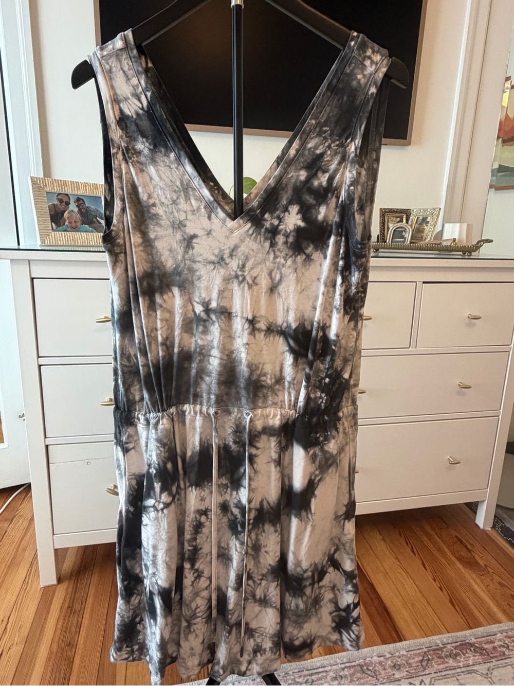 Sweaty Betty Black and Cream Tie-Dye V-Neck Midi Dress